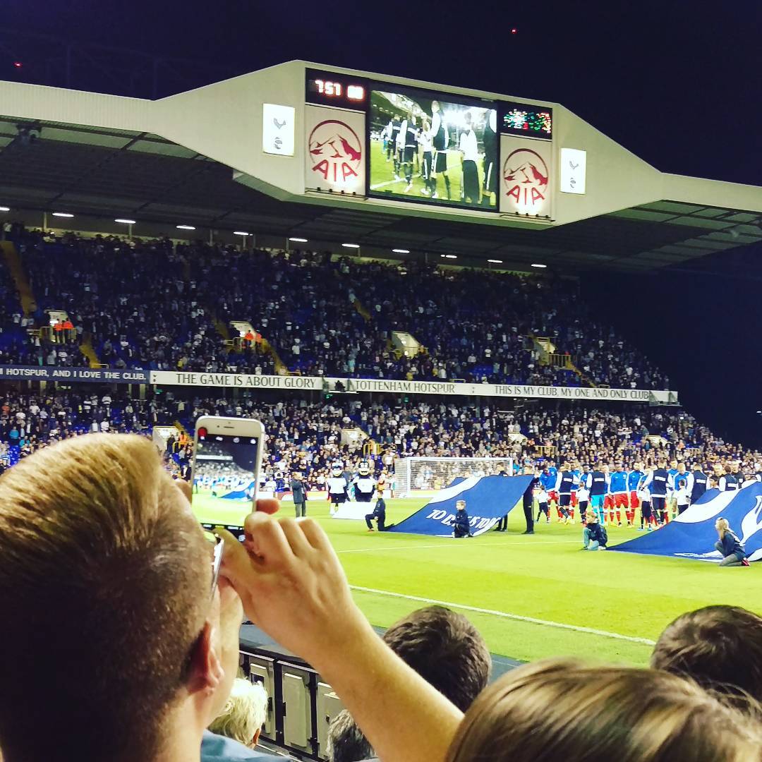 White Hart Lane under the lights tonight! #coys #tottenhamhotspur  #whitehartlane #football