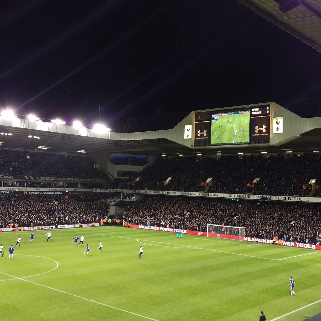 Special night at White Hart Lane tonight. Amazing atmosphere in one of the last matches under the lights! #COYS
