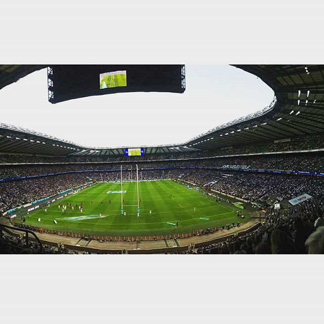 England vs France at Twickenham last night.